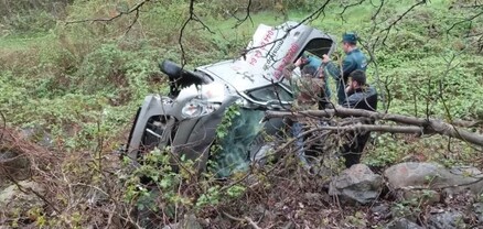 38-ամյա վարորդը «Suzuki Alto»-ով գլխիվայր շրջվելով կողաշրջված հայտնվել է ձորում․ կա վիրավոր