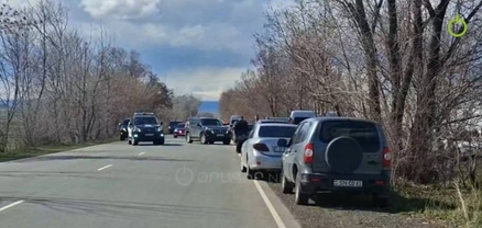 Արթիկում ուժեղացված հսկողություն է, ՊՊԾ աշխատողները սահմանափակում են լրագրողների շարժը