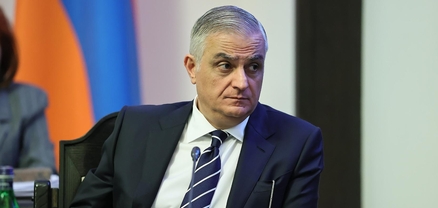 Մհեր Գրիգորյանը պարգևատրվել է «Հայրենիքին մատուցած ծառայությունների համար» 1-ին աստիճանի շքանշանով