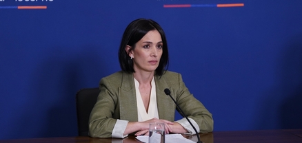 Դպրոցներում և բուհերում քաղաքական քարոզչության և հակաքարոզի 3 ահազանգ ենք ստացել. ԿԳՄՍ նախարար