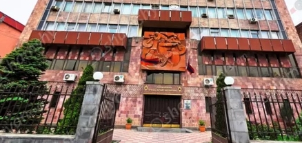 Վարպետը ապօրինի մուտք է գործել հյուրանոցի մաքրուհու բնակարան և գողացել ոսկյա զարդեր, 5 հատ բջջային հեռախոս և գումար