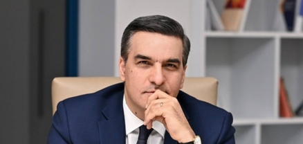 Մարդկանց իրական խնդիրները իշխանությունները մոռացության են տալիս՝ արհեստական սրտիկների, պաչիկների ու սելֆիների տակ թաքցնելով