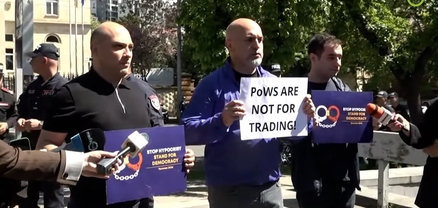 ՀՀԿ ներկայացուցիչները նախագահականի դիմաց բարձրացնում են Բաքվում պահվող գերիների հարցը. ՈւՂԻՂ