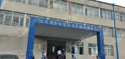 Երևանում թիվ 150 դպրոցի մոտից 23-ամյա երիտասարդը տեղափոխվել է հիվանդանոց