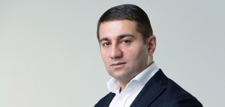 Խմբակի համար զինամթերքը ոչ թե անվտանգություն ապահովելու, այլ հերթական շոուի ատրիբուտ է, վաղն էլ հերթական շքերթն է. Նաիրի Սարգսյան