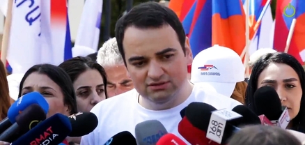 Այս մարդը վերածվում է դիկտատորի, եթե ընտրվի՝ սովետական ամենածանր բռնաճնշումների հոտն եք զգալու. Նարեկ Կարապետյան
