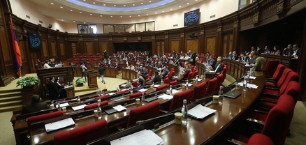 ԱԺ-Կառավարություն հարցուպատասխանը չկայացավ. ընդդիմությունը նիստին չէր ներկայացել, հարցեր չկային