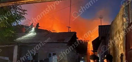Խոշոր հրդեհ՝ Երևանում. կրակն ու ծուխը տեսանելի էին մի քանի հարյուր մետրից