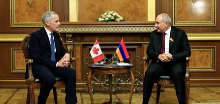 Փաշինյանը Երևանում հանդիպում է ունեցել Կանադայի վարչապետի հետ