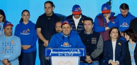 Արա՛, գերդաստանումդ 6 տղա ես ունեցել, ինչի՞ չեն զոհվել կամ նահատակվել. Պապիկյանը՝ Սամվել Կարապետյանին