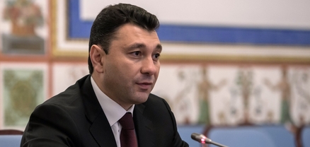 ՔՊ-ն ոտքից գլուխ կոմպրոմատ է, ընկել ուրիշների վրա կոմպրոմատ է փնտրում. Էդուարդ Շարմազանով