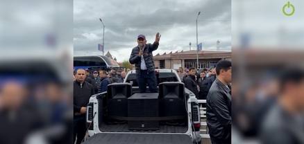 Ես իմ երեխուն եմ ուզում, տարավ, վառեց Ազատ գյուղում. զոհված զինծառայողի պապիկի բերանը փակեցին ու հեռացրին քարոզարշավից
