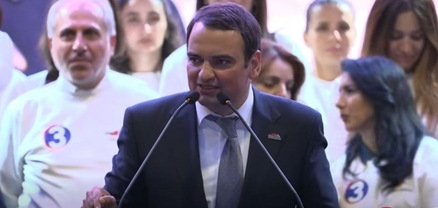 Ով չի գնում ընտրատեղամաս, ձայնը գնում է Նիկոլին. Նարեկ Կարապետյանի ելույթը Վանաձորում