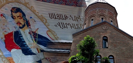 Սայաթ-Նովան իր կյանքով ու գործունեությամբ խորհրդանշում է ազգերի եղբայրությունը. Թբիլիսիում մեծ շուքով նշվեց «Վարդատոնը»
