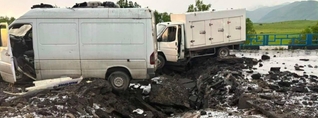 Դավիթ Խուդաթյանն այցելել է Երևան-Սևան ճանապարհի կայծակից փլուզված կամրջի հատված