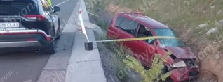 Շիրակի մարզում Mitsubishi-ն բախվել է բետոնե սյանը և հայտնվել ձորում․ մայր ու որդի հոսպիտալացվել են