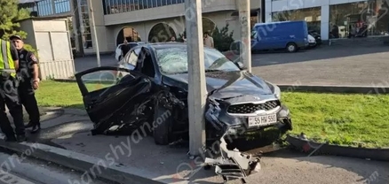 Բաբաջանյան փողոցում բախվել են «Mazda»-ն և «Kia Forte»-ն․ կան վիրավորներ