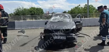 Վաղարշապատում 56-ամյա վարորդը Opel Astra-ով գլխիվայր հայտնվել է երթևեկելի գոտում․ կա վիրավոր