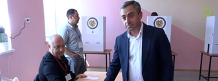 Իշխան Սաղաթելյանը քվեարկեց Սևանում (տեսանյութ)