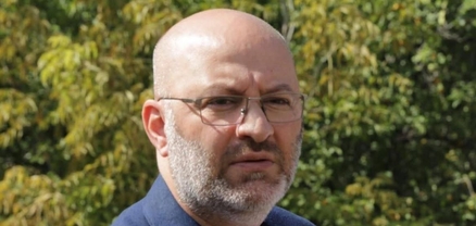 Շիրակի մարզպետը սկսել է հաճախ հանդիպել Արթիկի ուսուցիչների հետ