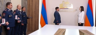 Արփինե Սարգսյանը պարգևներ է հանձնել ՆԳՆ մի շարք ծառայողների