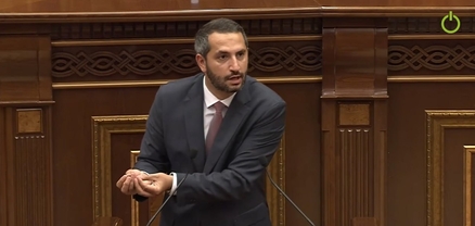 Ինչի՞ չեն գալիս, գուցե բոյկոտում են, կամ նեղացել են. պատգամավորների մի մասը գործից փախել են. Ռուբինյանը՝ բացակա ընդդիմադիրների մասին