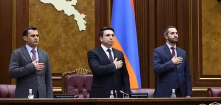 Oրհներգի հնչյունների ներքո ավարտվեց ԱԺ-ի 8-րդ գումարման աշխատանքը