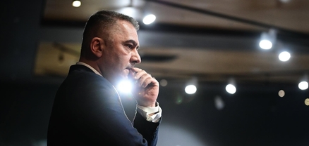 Անուշը չի կորի, Արտգրակը չի կորի, ափսոս են ուսանողները, որոնցից խլում են ոչ թե պարզապես մի ամբիոն, այլ պատուհան՝ դեպի աշխարհ. Արտակ Ալեքսանյան