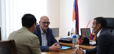 Դիլիջանի քաղաքապետի կարծիքով, Լյուքսեմբուրգի դեսպանը ջուրը խմում է շշի՞ց