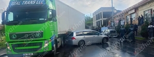 Ապարանում բախվել են «Honda»-ն, «Opel Astra»-ն, «Chevrolet»-ը, «Mercedes»-ը և «Volvo» բեռնատարը. կան վիրավորներ