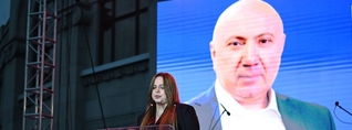 Մեր երկիրը զնդան է նետված, ու բանալին հանձնված է Ադրբեջանին. Թևանյանի կինը ԲՀԿ–ի հանրահավաքին ներկայացրեց ամուսնու ուղերձը