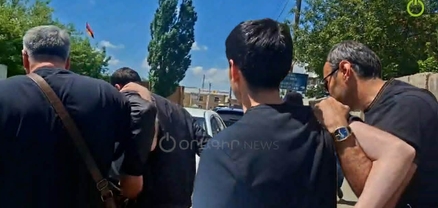 Քիչ առաջ «Ուժեղ Հայաստան» դաշինքի շտաբից էլի 3 անձ է ձերբակալվել