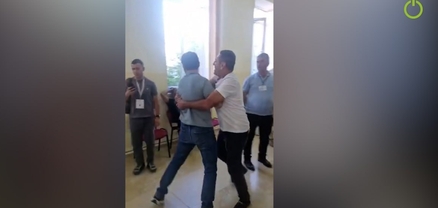 ՔՊ-ի վստահված անձը հարձակվեց «Ուժեղ Հայաստանի» վստահված անձի վրա. տեսանյութ