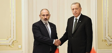 Փաշինյանը հեռախոսազրույց է ունեցել Էրդողանի հետ