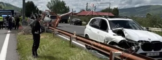 Սևանում ՝ «Յասաման» ռեստորանի հարևանությամբ, բախվել են «BMW X6»-ն և «ԶԻԼ» բեռնատարը