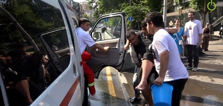 Վարդավառն առանց միջադեպերի չանցավ. հրապարակում մարդիկ վնասվածքներ են ստացել (տեսանյութ)