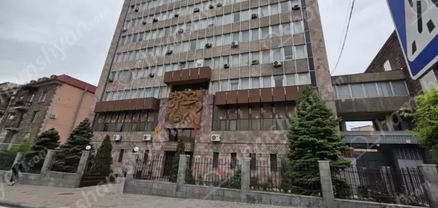 Երևանում 16-ամյա պատանիները ՌԴ քաղաքացու տաբատի գրպանից հափշտակել են գումար