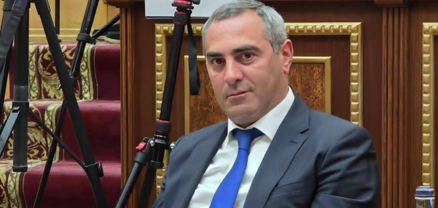 Տեսան՝ ճգնաժամ չկա, հիմա բառախաղի հետևից են ընկել. Գյումրիի փոխքաղաքապետ