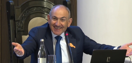 Մեկ էլ, հո՛պ, գալիս ա Նոր տարին․ վարչապետը ԵԱՏՄ շուկայի հետ խնդիրները համարում է հնարավորություն