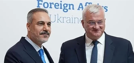 Ուկրաինայի ու Թուրքիայի ԱԳ նախարարները քննարկել են Սև ծովում ազատ նավարկությանը վերաբերող հարցեր