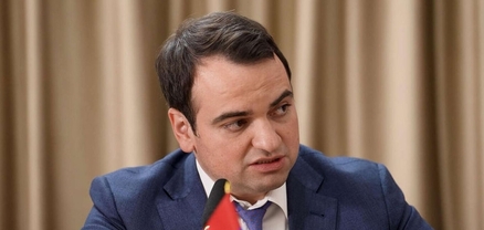 Նարեկ Կարապետյանին պատգամավորական անձեռնմխելիությունից զրկելու հարցի քննարկումը հետաձգվեց