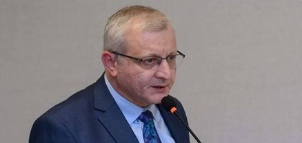 «Աննախադեպ ինքնիշխանություն»՝ երկու պարտադրված հանրաքվեով. Սուրեն Սուրենյանց