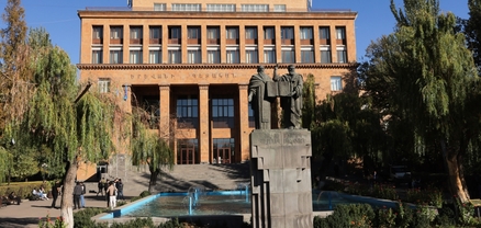 Բուհական համակարգն էլ են ներքաշում ճահճի մեջ․ «Փաստ»