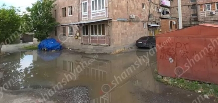 Արմավիր քաղաքում գարշահոտ ու հակասանիտարական վիճակը անհանգստացնում է բնակիչներին