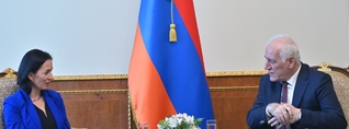 Հայաստանի ապագան կրթված մարդիկ են. Խաչատուրյանը՝ ԿԳՄՍ նախարարին