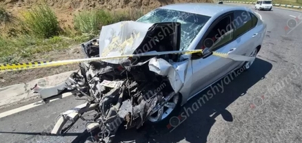 Սպիտակի ոլորաններում բախվել են Isuzu բեռնատարը և Dodge-ը. կա 5 վիրավոր