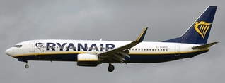 Ryanair ավիաընկերության ինքնաթիռի պատուհանը թռիչքի ժամանակ կnտրվել է. կա վիրավnր