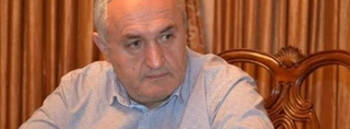 Այրվել է Արարատի նախկին մարզպետի առանձնատունը. Հրապարակ