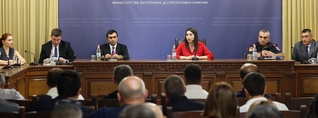 Վարորդական իրավունք ստանալու քննությունից առաջ ավտոդպրոցում սովորելը պարտադիր կլինի․ նախարար