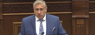 Էս Ալմաթիի հռչակագիրը, էս էլ` Տեր-Պետրոսյանի ստորագրությունը, ու՞ր ա պահանջ սահմանների մասին